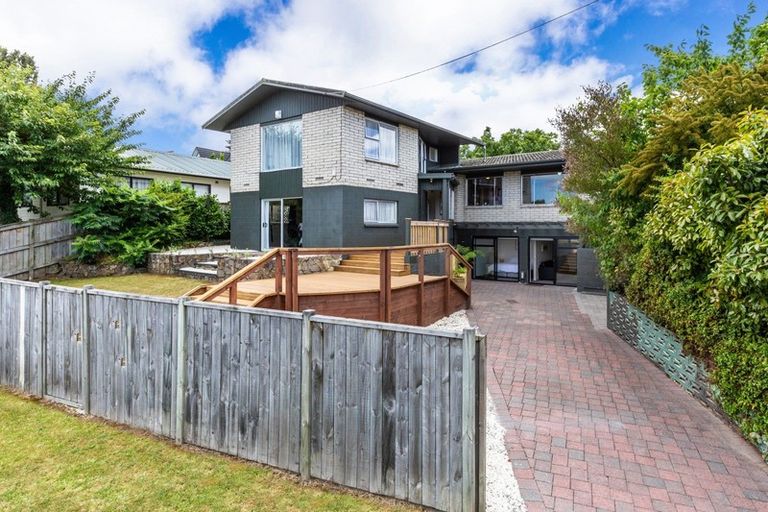 Photo of property in 106 Taupo View Road, Taupo, 3330