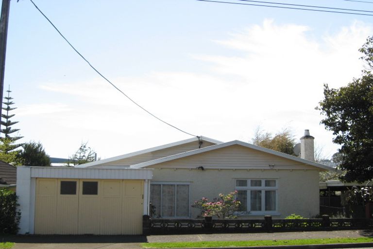 Photo of property in 111 Lemon Street, New Plymouth, 4312