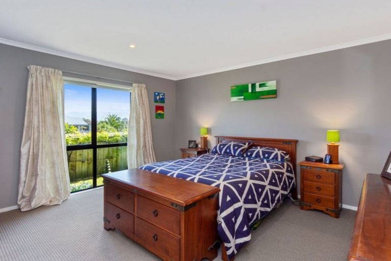 Photo of property in 11 Holyoake Terrace, Omokoroa, 3114
