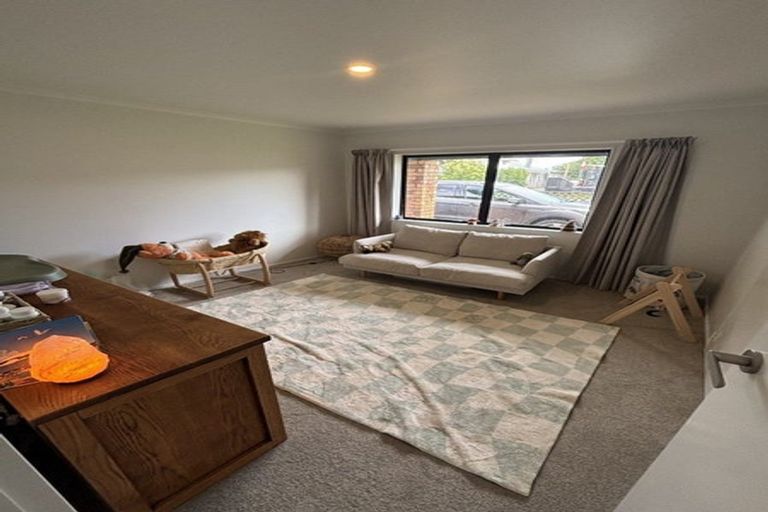 Photo of property in 57b Williams Street, Cambridge, 3434