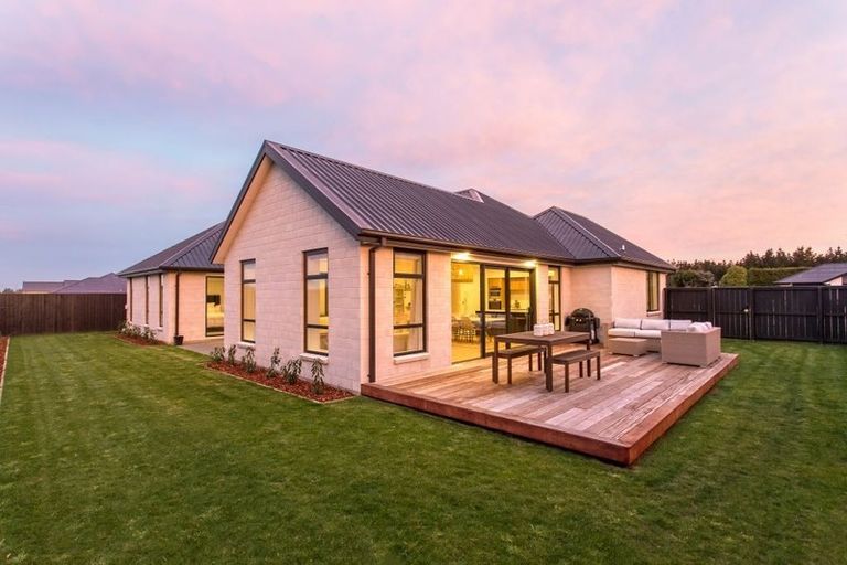 Photo of property in 7 Kingsdowne Drive, West Melton, 7618