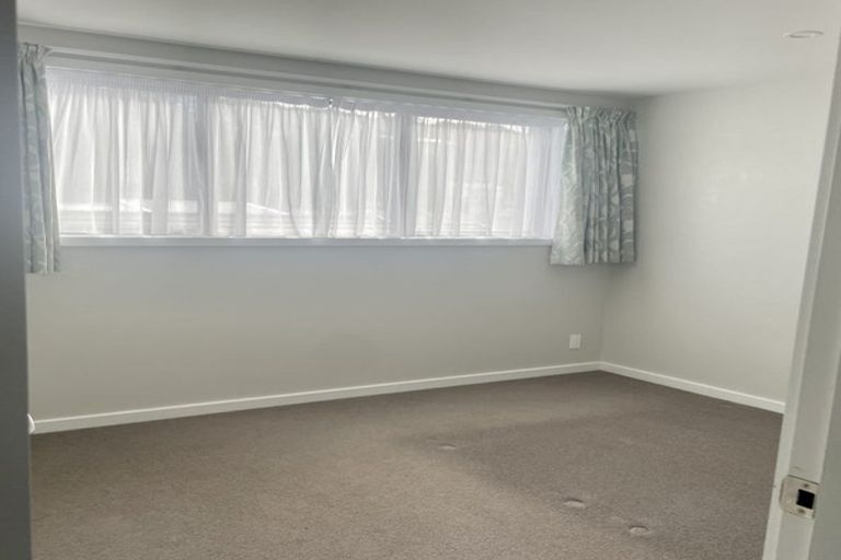 Photo of property in 2/60 Broderick Road, Johnsonville, Wellington, 6037