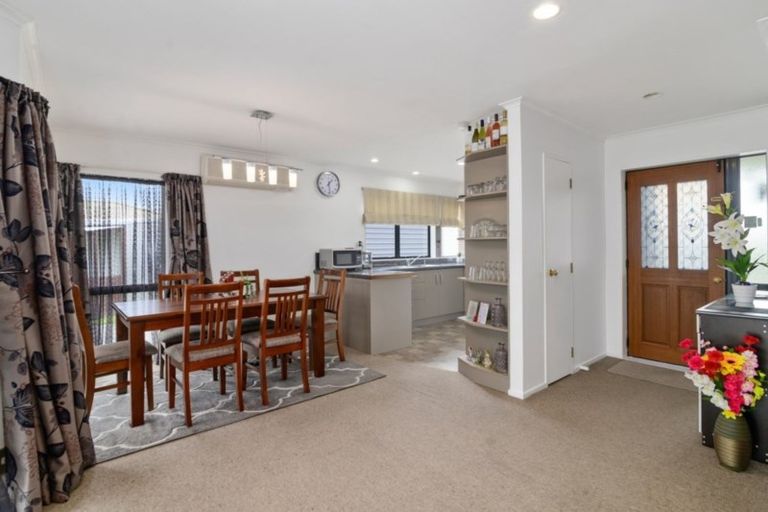 Photo of property in 31 Basley Road, Owhata, Rotorua, 3010