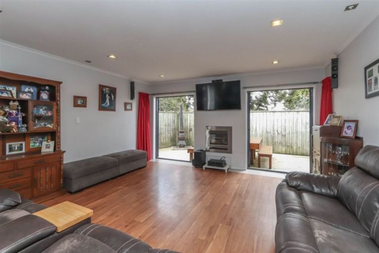 Photo of property in 27b Miro Street, Inglewood, 4330