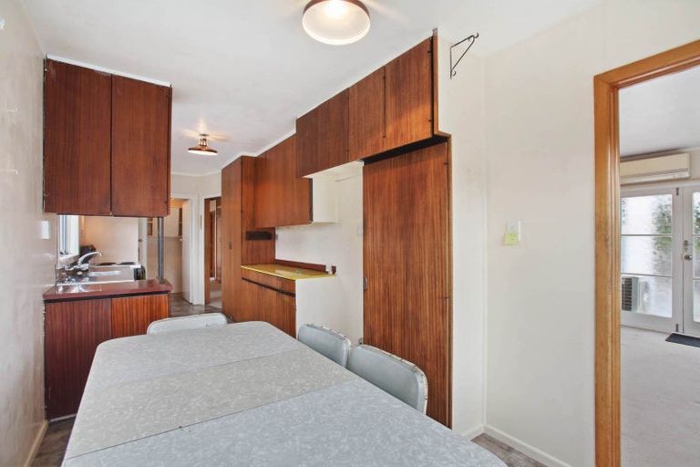 Photo of property in 65 Saffron Street, Birkdale, Auckland, 0626