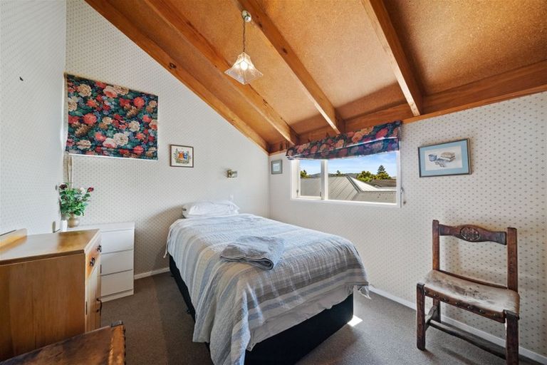 Photo of property in 319 Riverside Drive, Waterloo, Lower Hutt, 5011