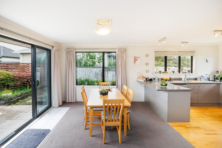 Photo of property in 3 Palm Avenue, Hokowhitu, Palmerston North, 4410