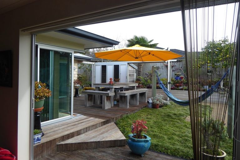 Photo of property in 8 Glesan Place, Beachlands, Auckland, 2018