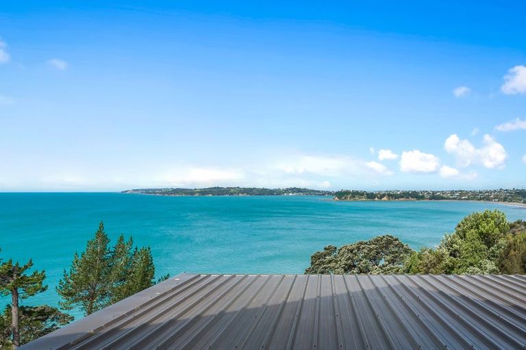 Photo of property in 11a Duncansby Road, Stanmore Bay, Whangaparaoa, 0932