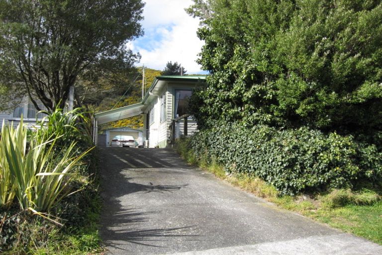 Photo of property in 47 Peel Place, Wainuiomata, Lower Hutt, 5014