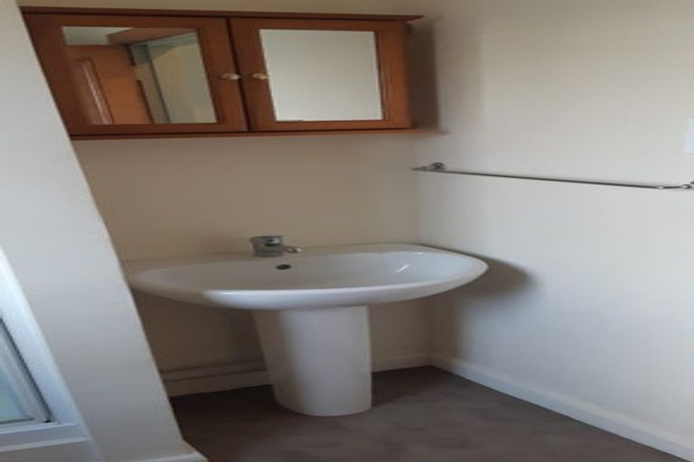 Photo of property in 13 Henry Street, Kilbirnie, Wellington, 6022