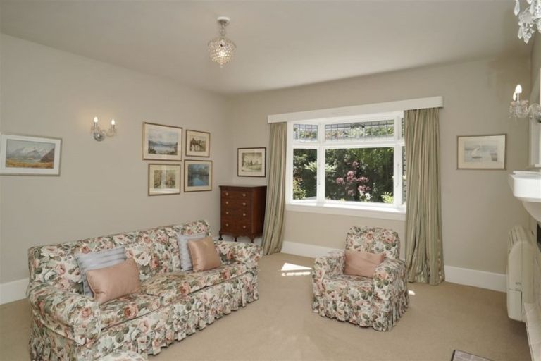 Photo of property in 34 Tui Street, Fendalton, Christchurch, 8041