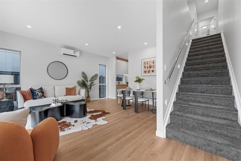 Photo of property in 21 Yellow Pear Lane, Karaka, 2578