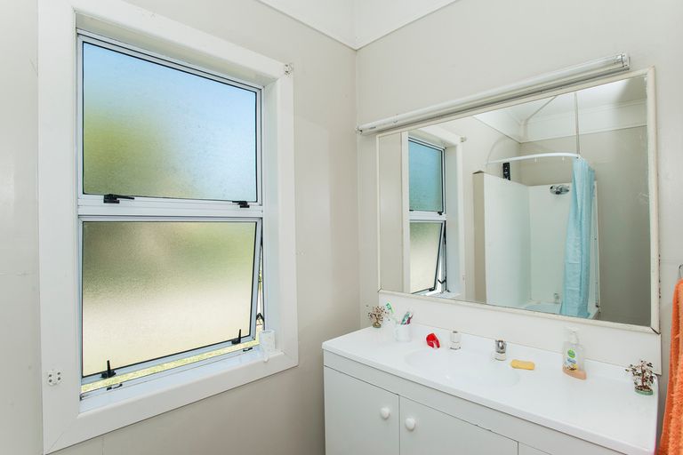 Photo of property in 96 Lytton Road, Te Hapara, Gisborne, 4010