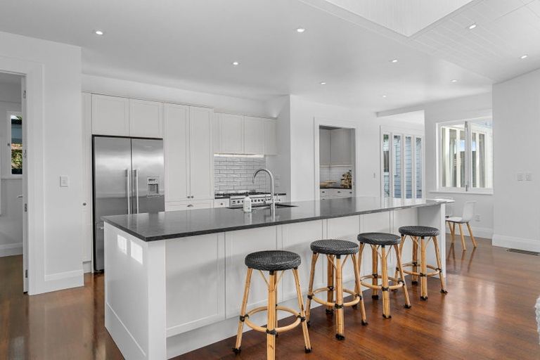 Photo of property in 27 Mains Avenue, Kensington, Whangarei, 0112