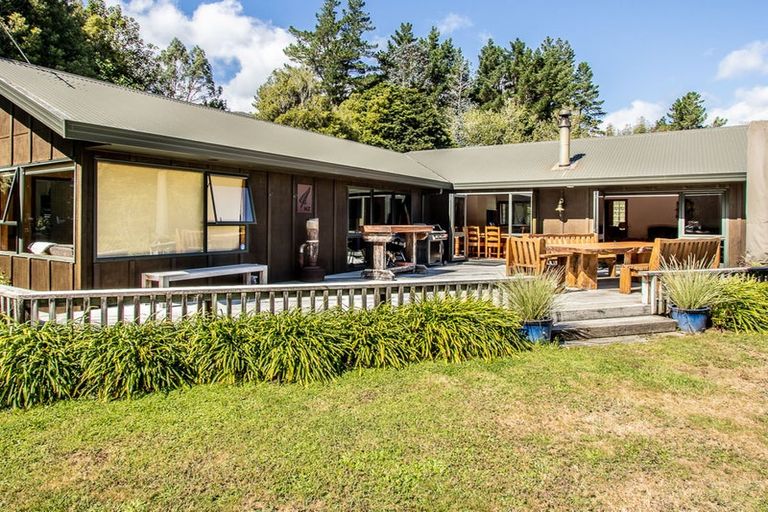 Photo of property in 37 Kents Road, Reikorangi, Waikanae, 5391