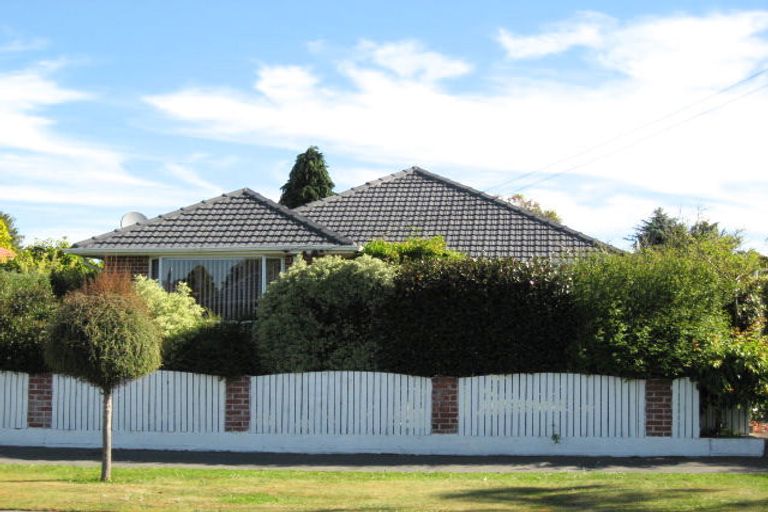 Photo of property in 53 Bevington Street, Avonhead, Christchurch, 8042