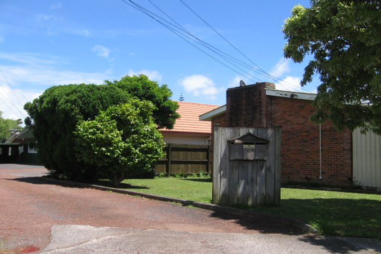 Photo of property in 15 Romford Road, Papatoetoe, Auckland, 2025