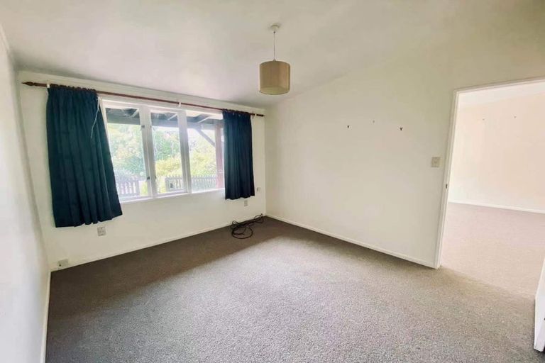 Photo of property in The Triangle, 7/33 Halswater Drive, Churton Park, Wellington, 6037