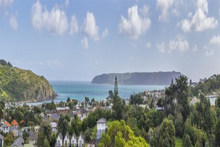 Photo of property in 1 Mapplebeck Street, Titahi Bay, Porirua, 5022