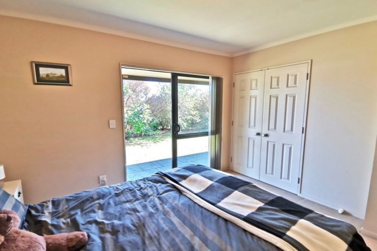 Photo of property in 151 Pukenamu Road, Te Horo, Otaki, 5581