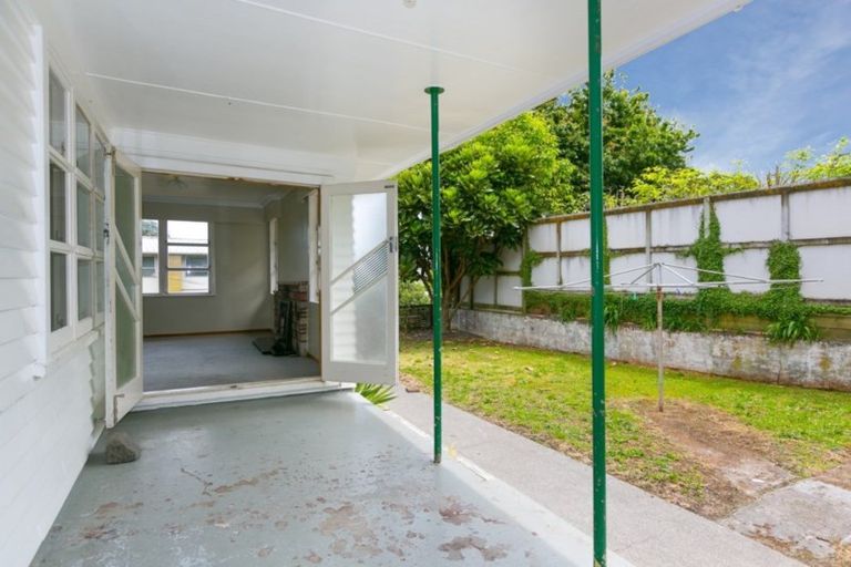 Photo of property in 388 Saint Aubyn Street, Moturoa, New Plymouth, 4310