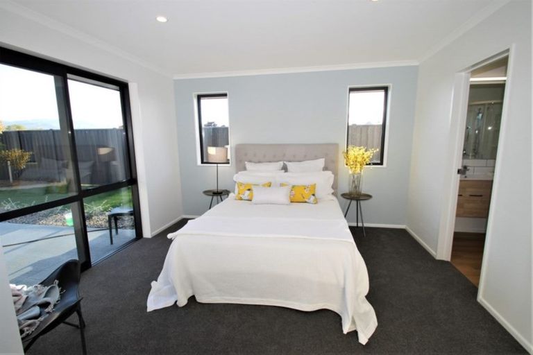 Photo of property in 8 Silverview Place, Mosgiel, 9024