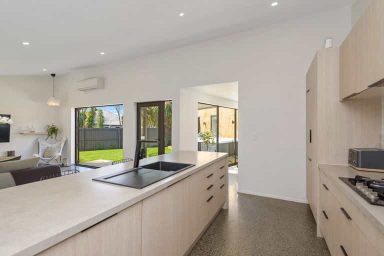 Photo of property in 98 Osborne Street, Waltham, Christchurch, 8011