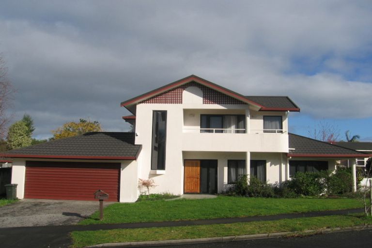 Photo of property in 2 Kotuku Street, Maunu, Whangarei, 0110