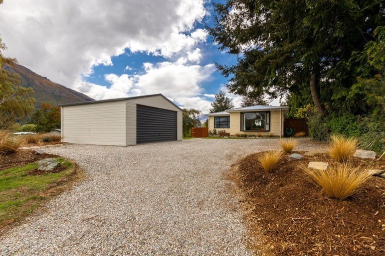 Photo of property in 53 Kent Street, Kingston, Athol, 9793