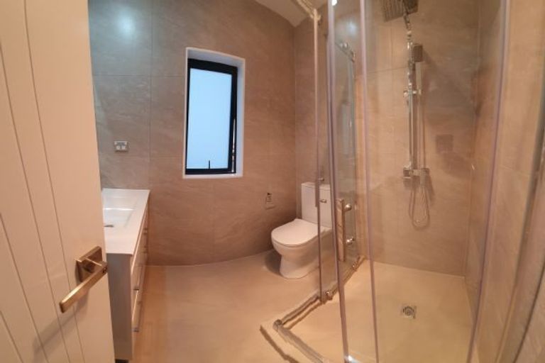 Photo of property in 27 Hoteo Avenue, Papatoetoe, Auckland, 2025