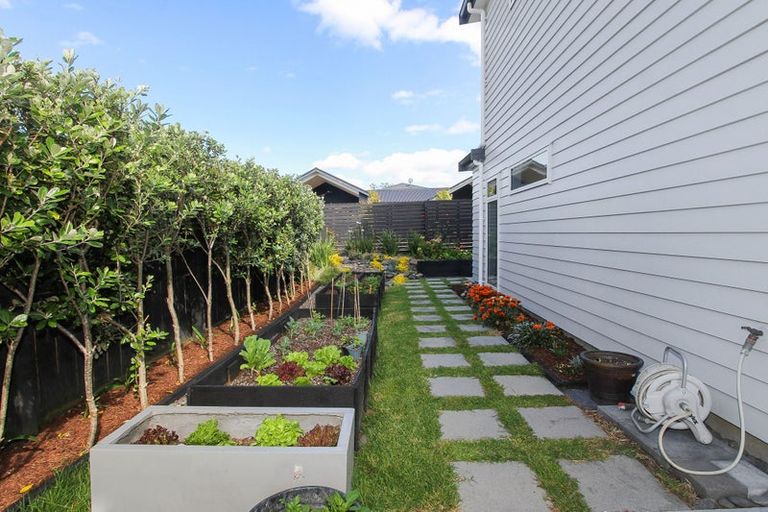 Photo of property in 6b Goble Road, Clarks Beach, Pukekohe, 2679