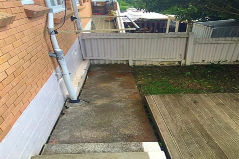 Photo of property in 3/33 Rodney Street, Howick, Auckland, 2014