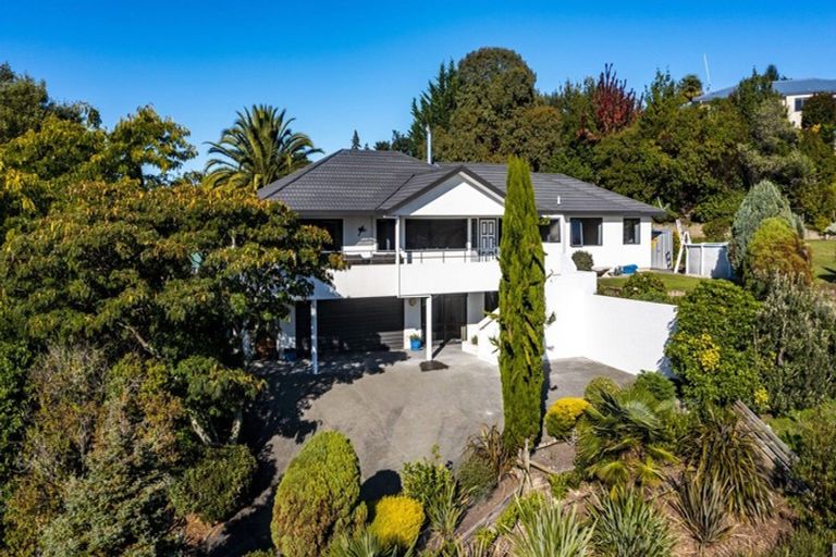 Photo of property in 37 Hetley Crescent, Taradale, Napier, 4112