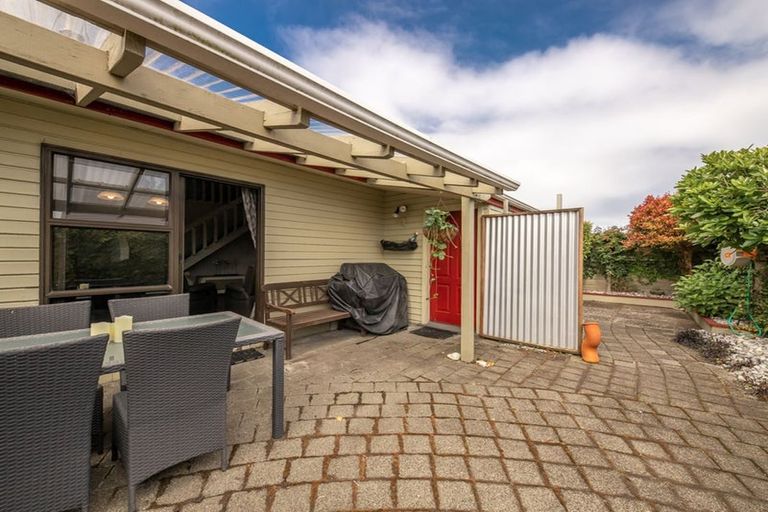 Photo of property in 92 Henley Street, Westport, 7825