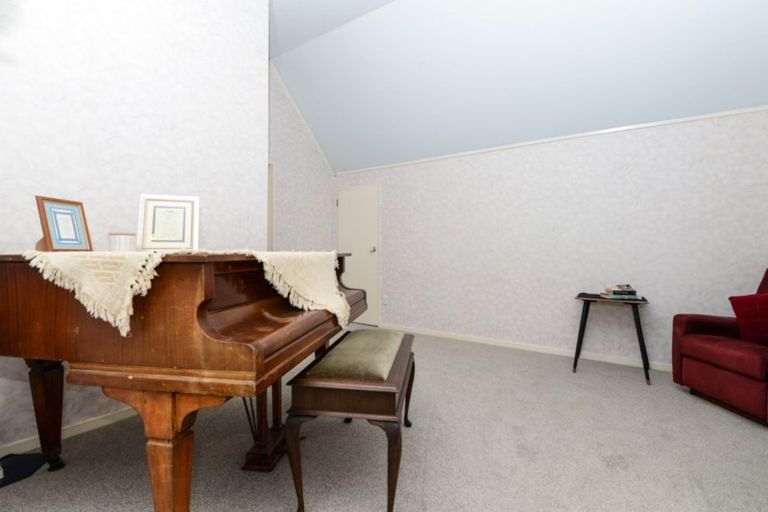 Photo of property in 2 Sunny Dale, Western Heights, Hamilton, 3200