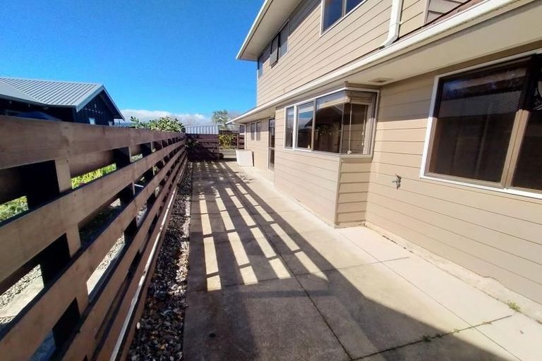 Photo of property in 99a Atawhai Road, Fitzherbert, Palmerston North, 4410