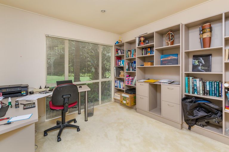 Photo of property in 74 Waipapa Road, Kerikeri, 0230