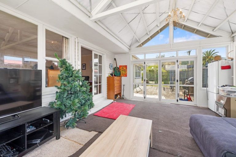 Photo of property in 64 Barnard Road, Fairy Springs, Rotorua, 3015