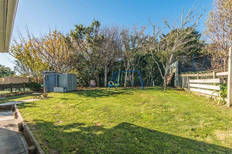 Photo of property in 10 Beazley Avenue, Paparangi, Wellington, 6037
