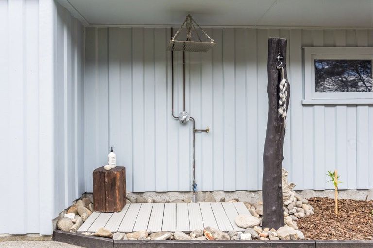 Photo of property in 236 Matai Road, Raumati Beach, Paraparaumu, 5032