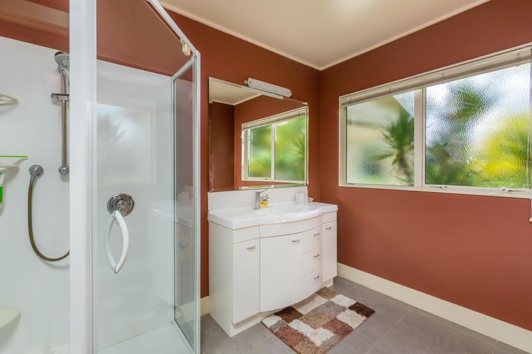 Photo of property in 74 Waipapa Road, Kerikeri, 0230