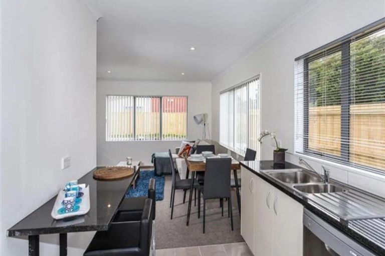 Photo of property in 1/46 Park Estate Road, Rosehill, Papakura, 2113