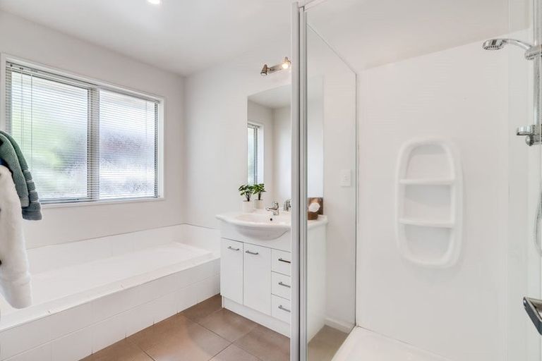 Photo of property in 53 Mcmahon Drive, Aidanfield, Christchurch, 8025