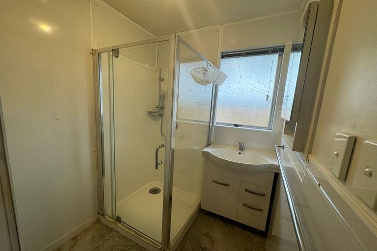 Photo of property in 1/10 Espada Place, Clover Park, Auckland, 2019