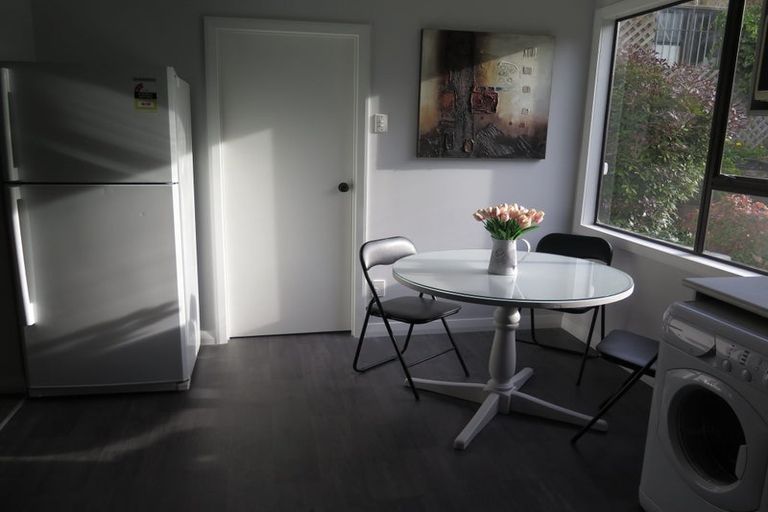 Photo of property in 70 Spinella Drive, Bayview, Auckland, 0629