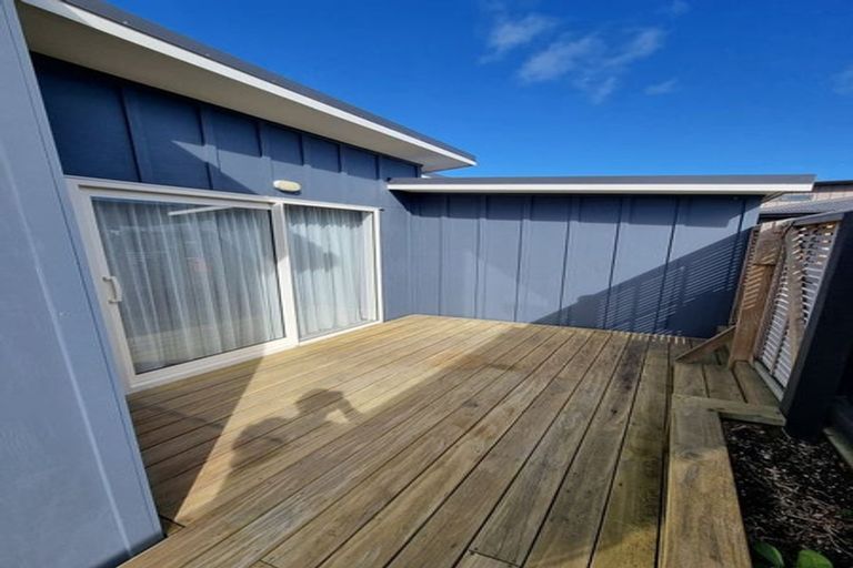 Photo of property in 27 Hall Place, Foxton Beach, Foxton, 4815