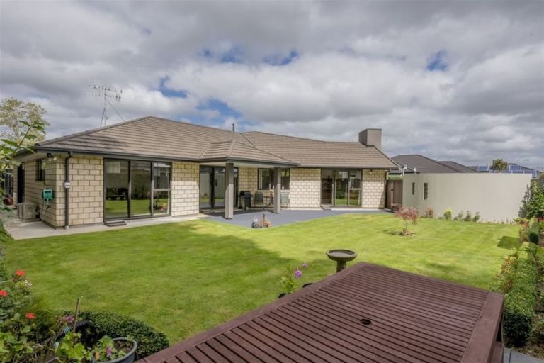 Photo of property in 38 Okarito Avenue, Levin, 5510