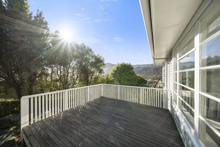 Photo of property in 20 Bledisloe Crescent, Wainuiomata, Lower Hutt, 5014