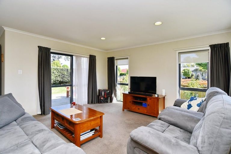 Photo of property in 11 Blackadder Road, Pegasus, 7612